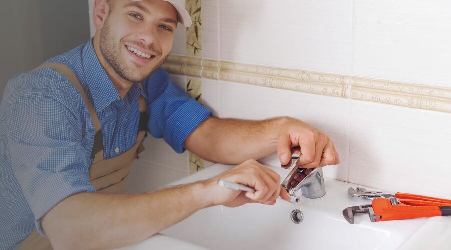 Professional clogged drains services in Italy, TX